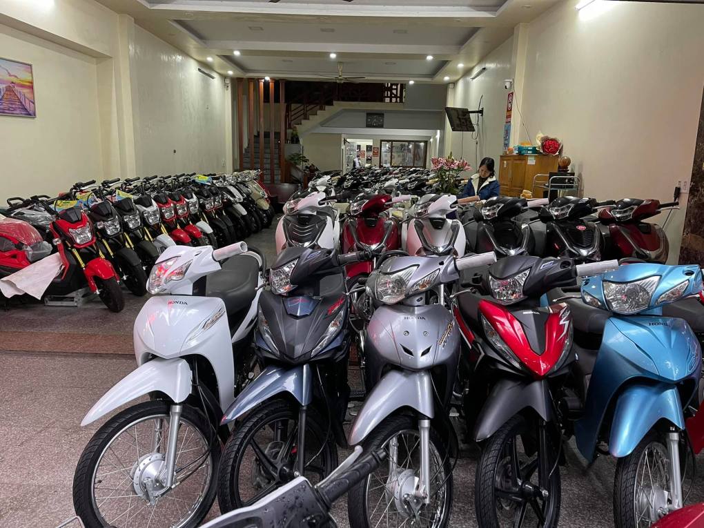 Mua xe máy cũ Hà Nội Chuyên kinh doanh, mua bán, trao đổi các loại xe máy lướt và xe máy đã qua sử dụng liên hệ hotline: 0853.386.777